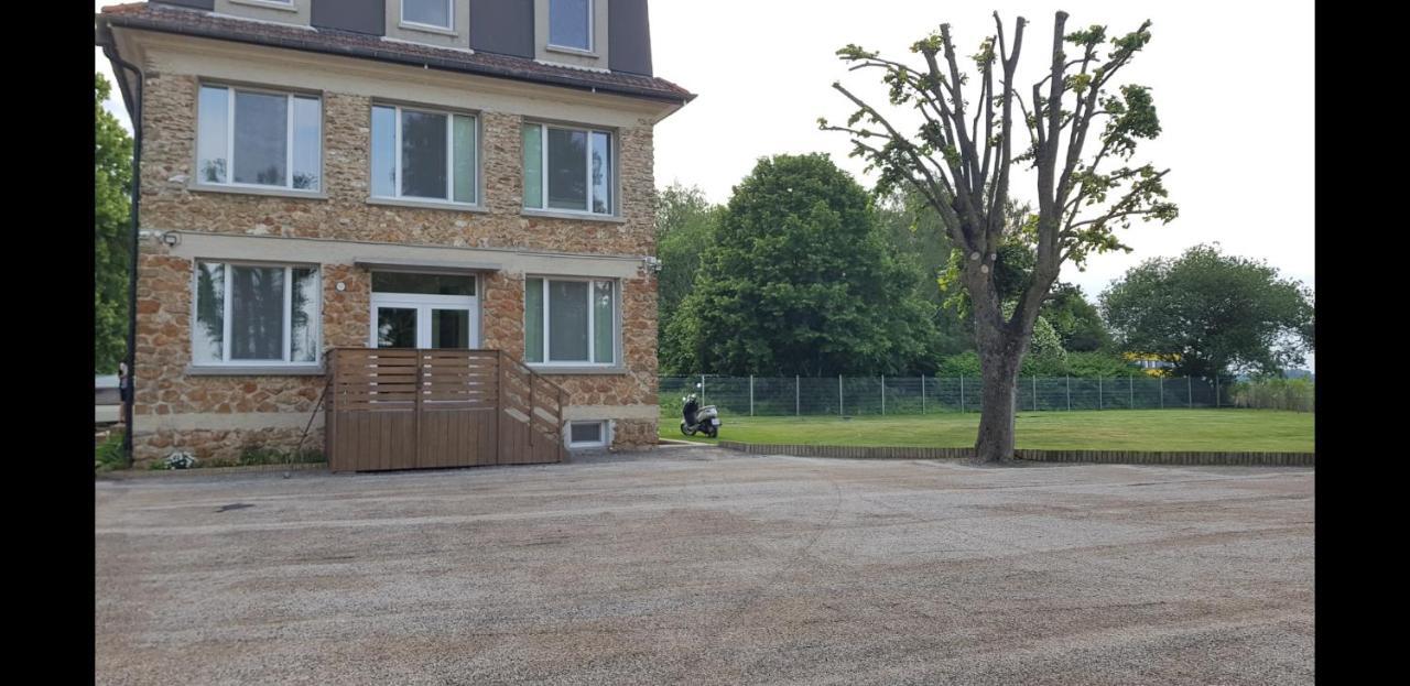 Country House Reem Pommeuse Exterior photo